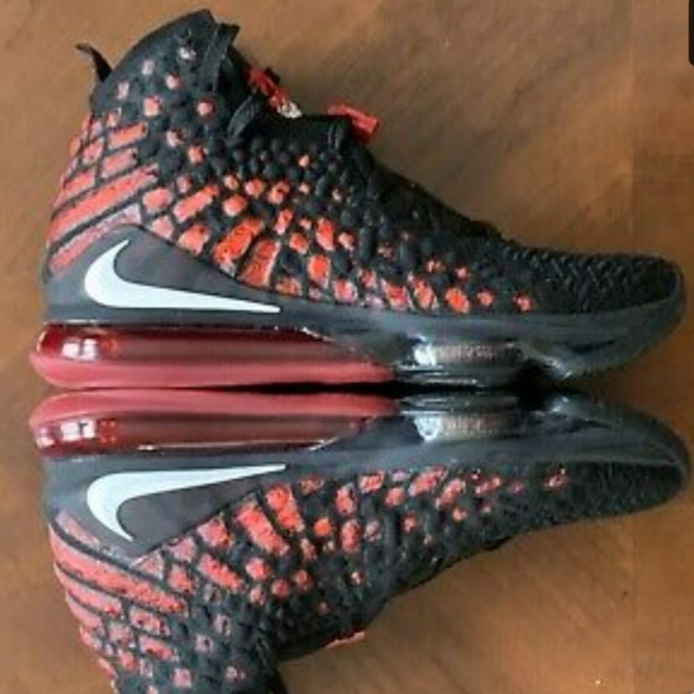 NIKES